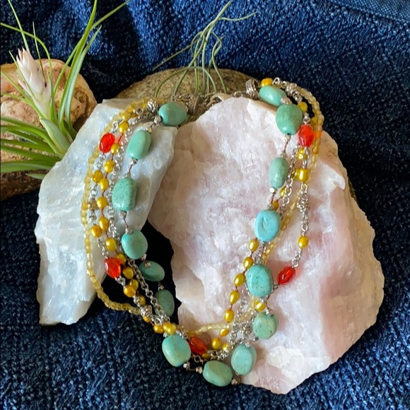 🌸Beautiful necklace🌸 - Picture 3 of 5